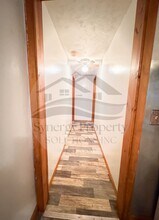 1070 Woodside Dr in Mansfield, OH - Building Photo - Building Photo