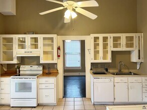 1003 Walnut St in Macon, GA - Building Photo - Building Photo