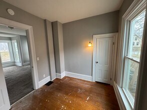 1155 12th Ave in Moline, IL - Building Photo - Building Photo