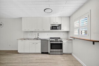 2808 W Azeele St in Tampa, FL - Building Photo - Building Photo