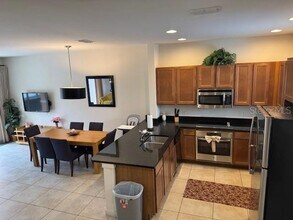 2627 Bugatti Ct in Kissimmee, FL - Building Photo - Building Photo