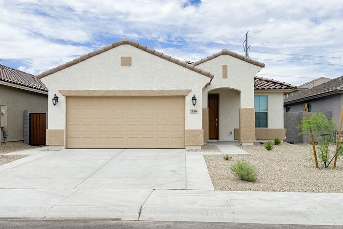 23384 W Williams St in Buckeye, AZ - Foto de edificio