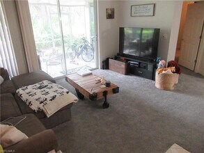3740 Fieldstone Blvd-Unit -101 in Naples, FL - Building Photo - Building Photo