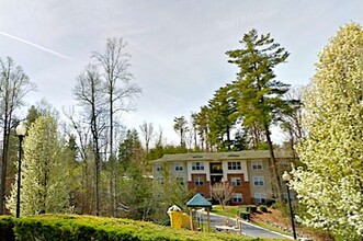 River Glen Apartments in Arden, NC - Building Photo - Building Photo