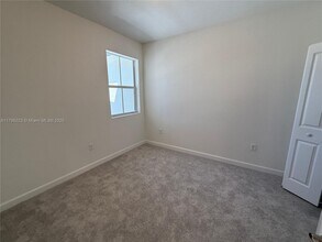 2851 SE 25th Ave in Homestead, FL - Building Photo - Building Photo