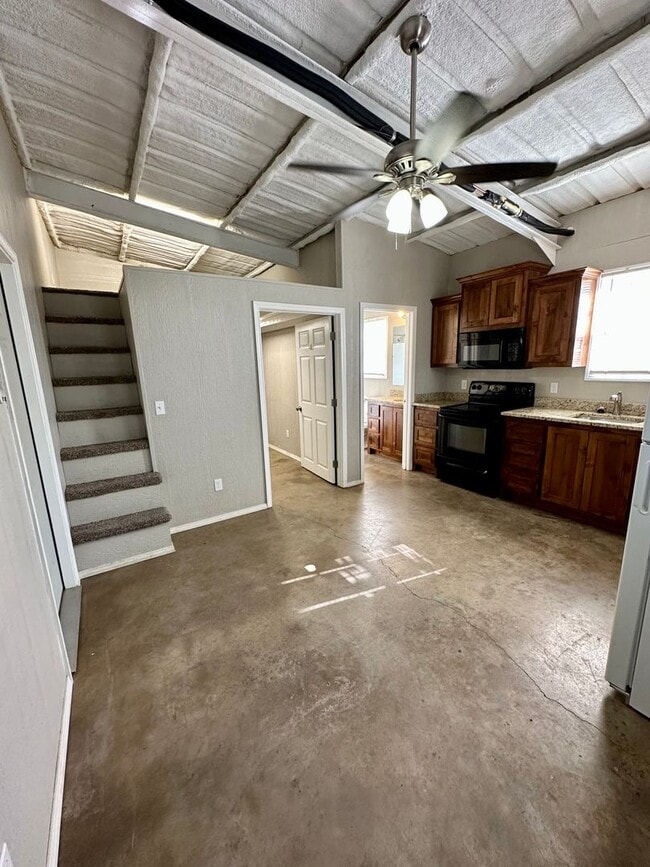 421 SE 10th in Ada, OK - Building Photo - Building Photo