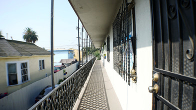 4615 Avalon Blvd in Los Angeles, CA - Building Photo - Other