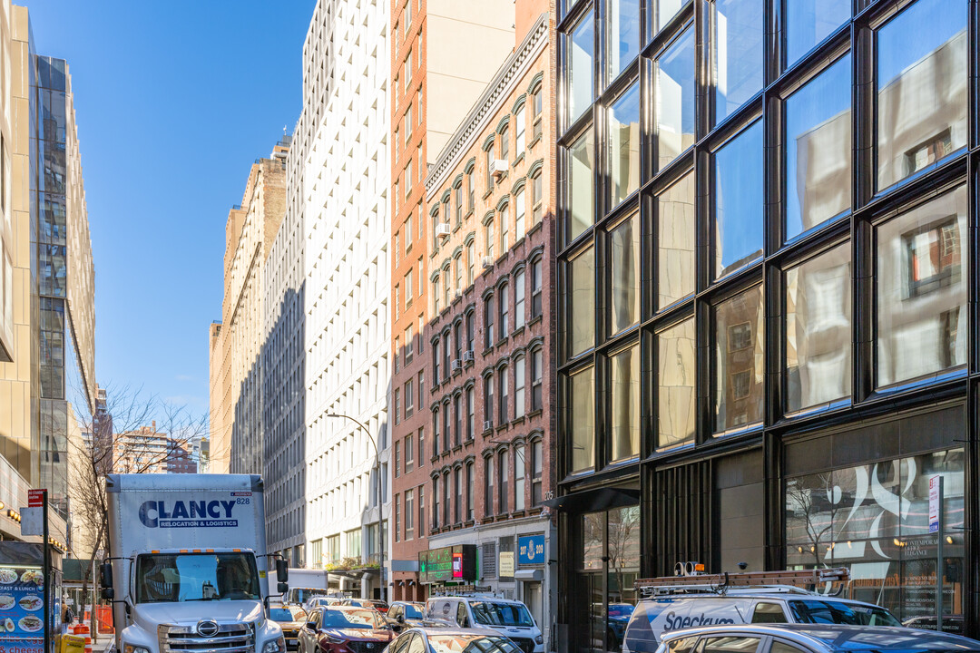 207 West 28Th Street in New York, NY - Foto de edificio