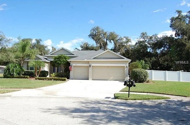 property at 3105 Conrad Ct