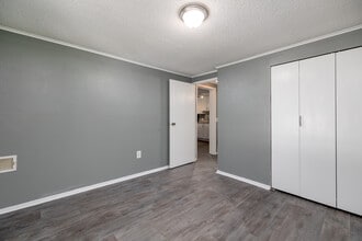 Harmony Park Apartments in Atlanta, GA - Building Photo - Interior Photo