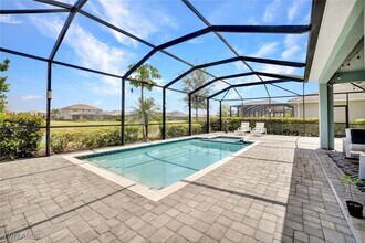 2369 Tangerine Ln in Naples, FL - Building Photo - Building Photo