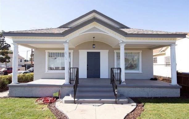 property at 4279 Walton Avenue