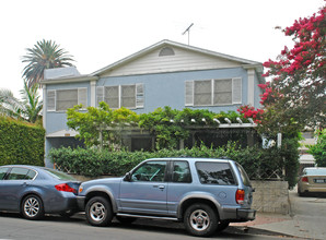 722 Westbourne Dr in West Hollywood, CA - Building Photo - Building Photo