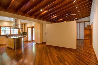 18450 Daves Ave in Monte Sereno, CA - Building Photo - Building Photo