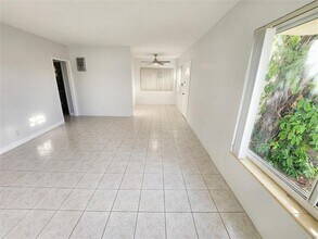 505 S Ocean Dr in Hollywood, FL - Building Photo - Building Photo