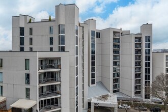 University Square Condominiums in Nashville, TN - Building Photo - Building Photo