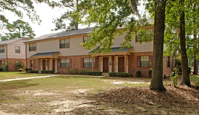 Portland Terrace in Tallahassee, FL - Foto de edificio - Building Photo