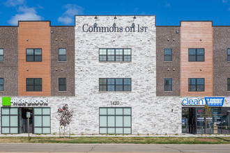 Commons on 1st in Cedar Rapids, IA - Building Photo - Building Photo