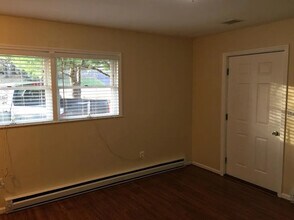 2 Nob Circle, Unit 2 in Newburgh, NY - Building Photo - Building Photo