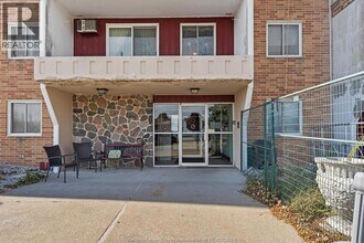 120 Pickering Dr in Amherstburg, ON - Building Photo - Building Photo