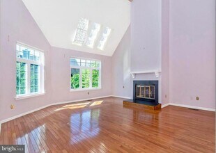 8 Wellfleet Ln in Chesterbrook, PA - Building Photo - Building Photo