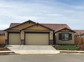 1627 Marsh Ct in Los Banos, CA - Building Photo
