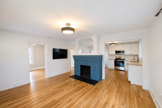 176 Richland St in Asheville, NC - Building Photo - Building Photo