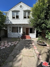 49 Dudley Ave in Los Angeles, CA - Building Photo - Building Photo