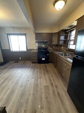 121 Hackett St in Beloit, WI - Foto de edificio - Building Photo