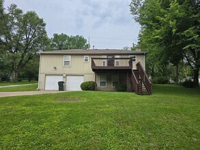 5521 Woodson Rd in Raytown, MO - Building Photo - Building Photo