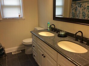 564 Briarwood Dr in Clarksville, TN - Building Photo - Building Photo