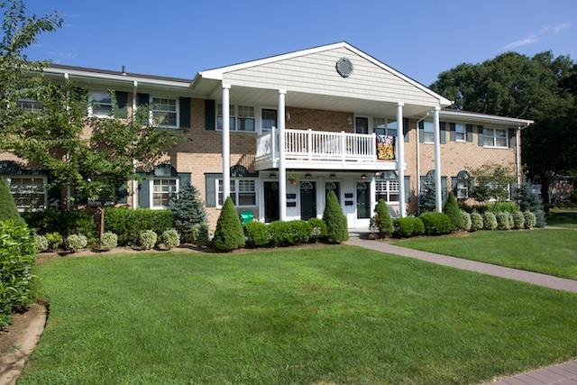 111 College Rd