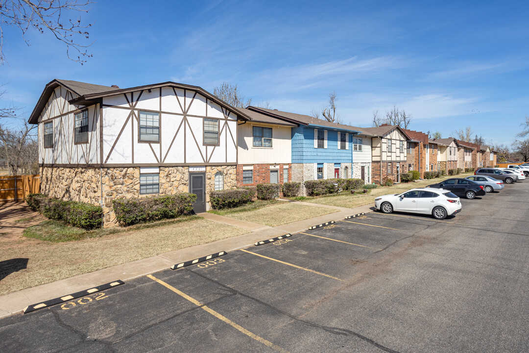 8175 NW 23rd St in Oklahoma City, OK - Building Photo