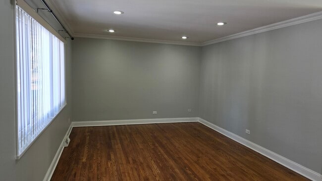 454 E Park Ave in Elmhurst, IL - Building Photo - Building Photo