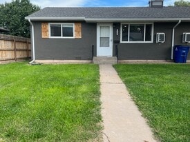 544 Henry Ave, Unit 544 in Pueblo, CO - Building Photo