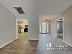 1036 Glyn Water Ln in High Point, NC - Building Photo - Building Photo