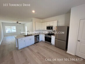 103 Terrence Dr in Beebe, AR - Building Photo - Building Photo