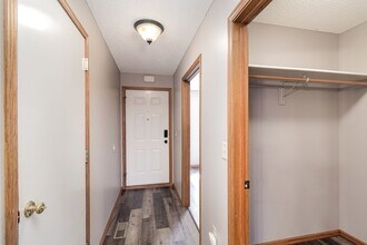 714 Auburn Pl NW in Elk River, MN - Building Photo - Building Photo
