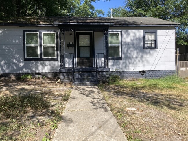 property at 610 N Yocum Ave