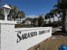 775 John Ringling Blvd, Unit 24 in Sarasota, FL - Building Photo