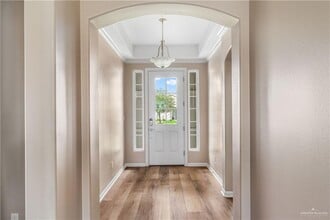 23 Cascada Bnd Rd in McAllen, TX - Building Photo - Building Photo