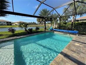 10594 Carena Cir in Ft. Myers, FL - Building Photo - Building Photo