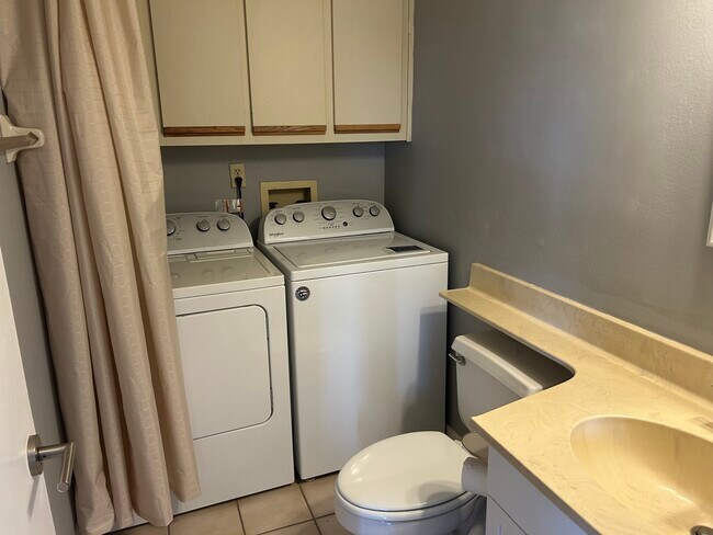 2946 Poplar Ave in Leesburg, FL - Building Photo - Building Photo
