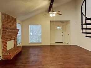 942 Somercotes Ln in Channelview, TX - Building Photo - Building Photo