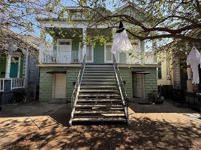 property at 208 S Cortez St