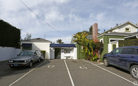 Harbor Place in Santa Cruz, CA - Foto de edificio - Building Photo