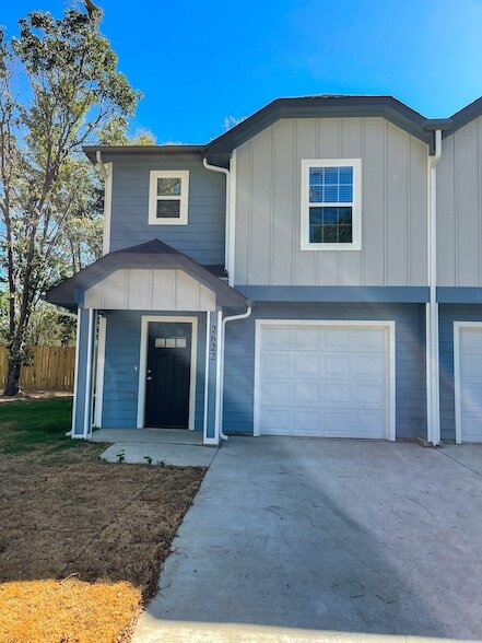 property at 2622 S Fannin Ave