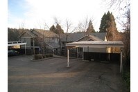 Building Photo - 329 E Maryland Dr Apartments in Grass Valley, California