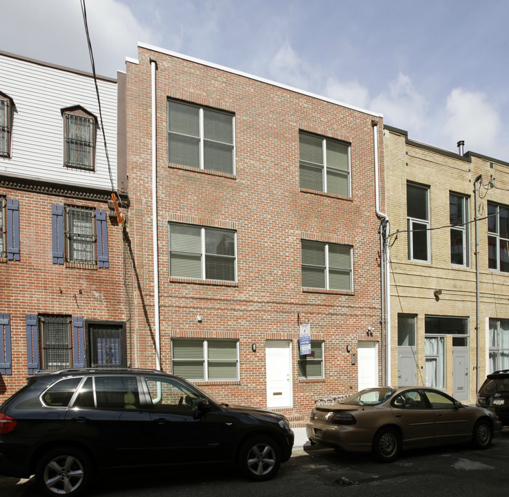 1223-1225 Wood St in Philadelphia, PA - Foto de edificio