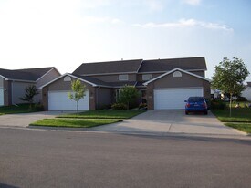 4613 Twain St, Unit 4613 in Ames, IA - Building Photo